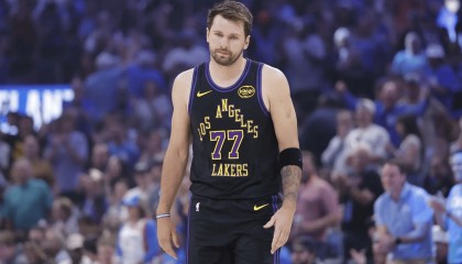 痛失关键先生！东契奇伤情更新后 湖人夺冠概率跌至2%